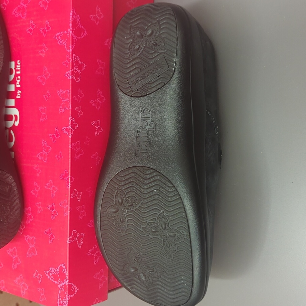 Alegria Keli Sketchy nursing shoe - Picture 3 of 5